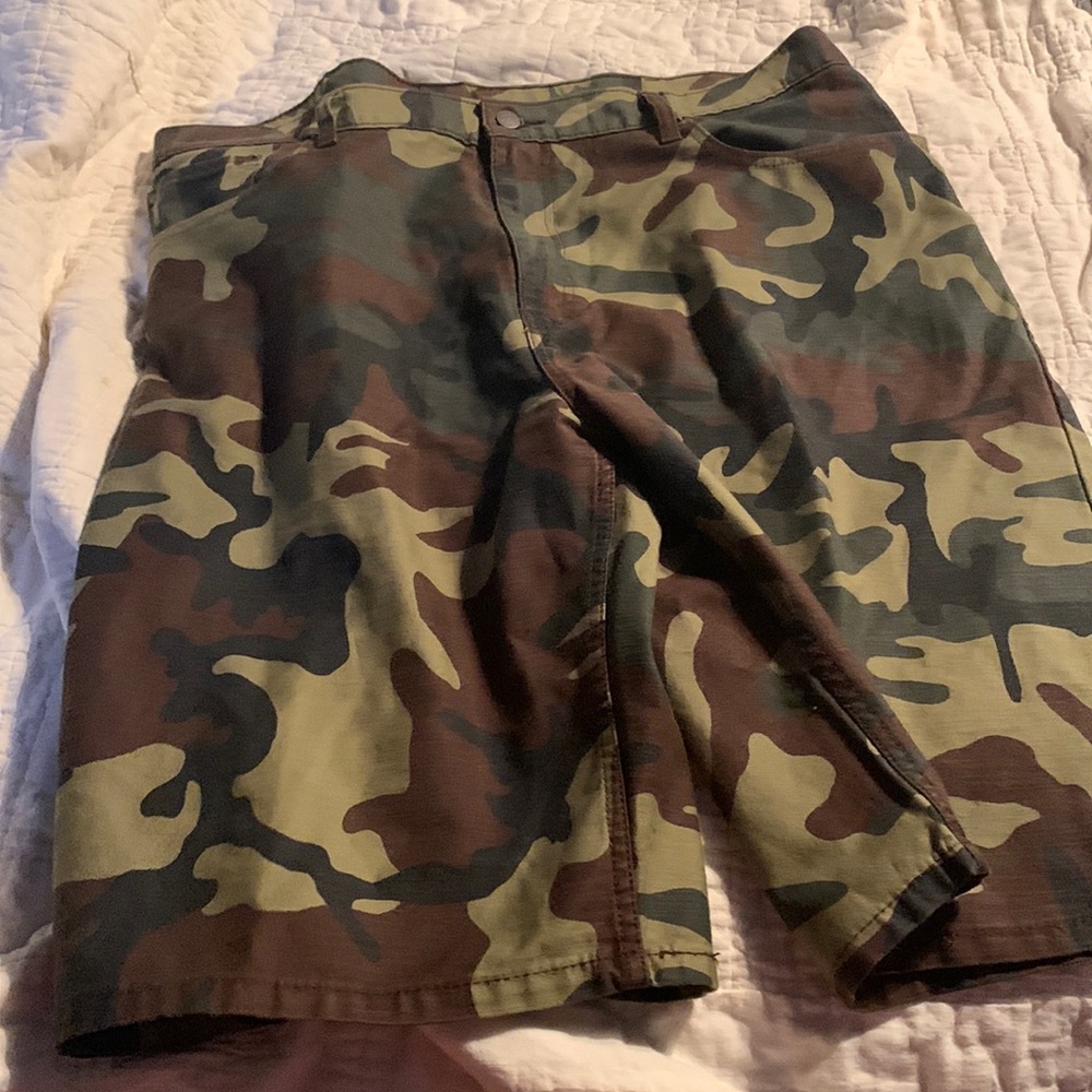 Levi’s Strauss camo cargo shorts